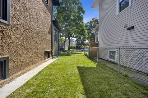 837 South Humphrey Avenue Oak Park IL 60304