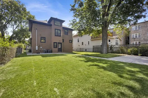 837 South Humphrey Avenue Oak Park IL 60304