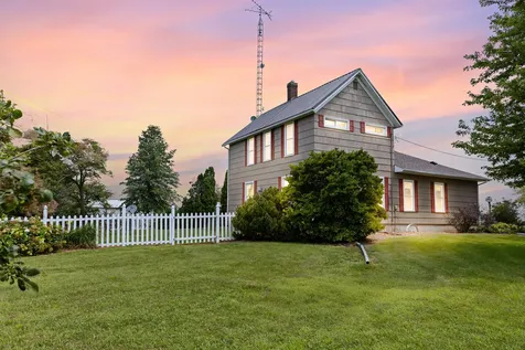 1066 East 1100 North Road Onarga IL 60955