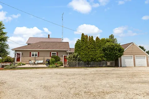 1066 East 1100 North Road Onarga IL 60955