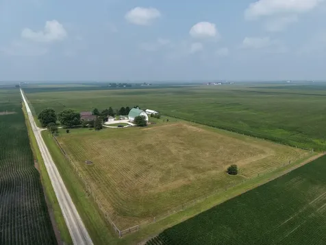 1066 East 1100 North Road Onarga IL 60955