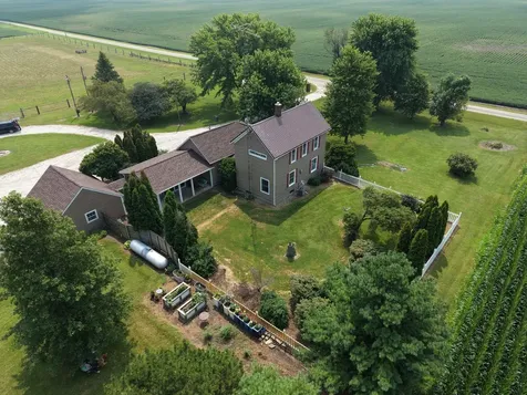 1066 East 1100 North Road Onarga IL 60955