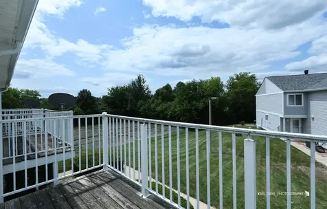 521 Meadow Green Lane Round Lake Beach IL 60073