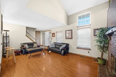 16054 85TH Place Tinley Park IL 60487
