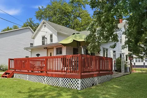 22 North Metcalf Avenue Amboy IL 61310