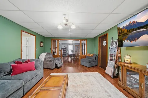 22 North Metcalf Avenue Amboy IL 61310