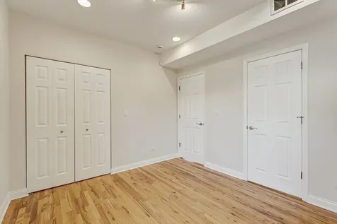 2836 North Dawson Avenue Chicago IL 60618