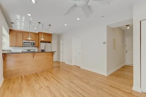 2836 North Dawson Avenue Chicago IL 60618