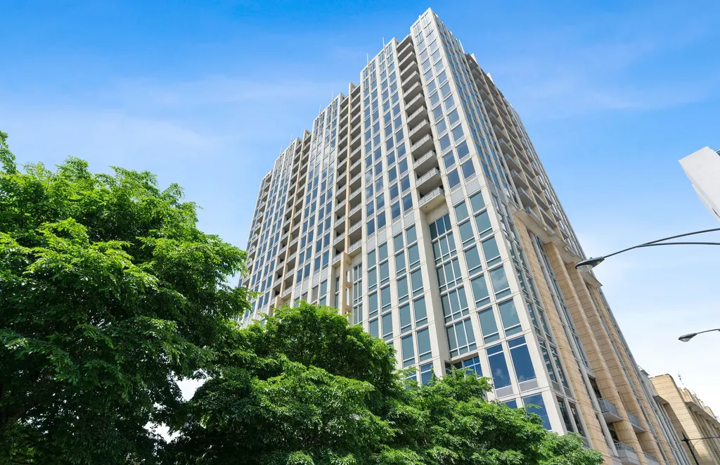 700 North Larrabee Street Chicago IL 60654