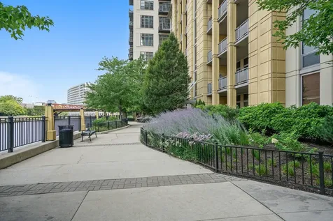 700 North Larrabee Street Chicago IL 60654