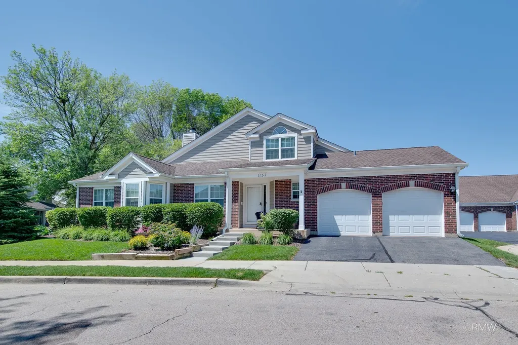 1137 St Andrews Court Algonquin IL 60102