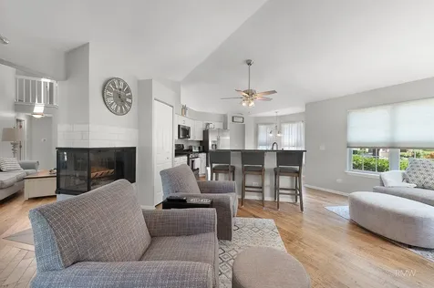 1137 St Andrews Court Algonquin IL 60102