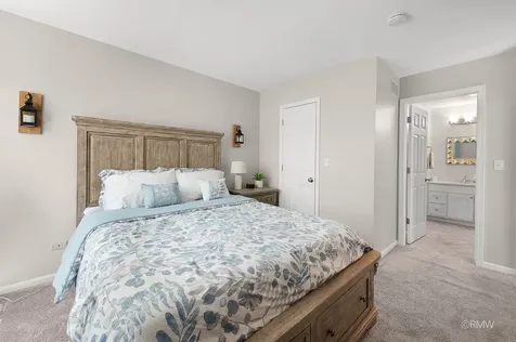 1137 St Andrews Court Algonquin IL 60102