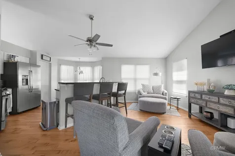 1137 St Andrews Court Algonquin IL 60102