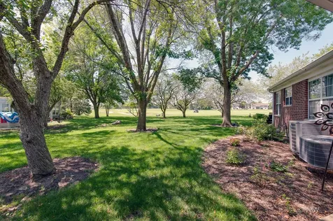 1137 St Andrews Court Algonquin IL 60102