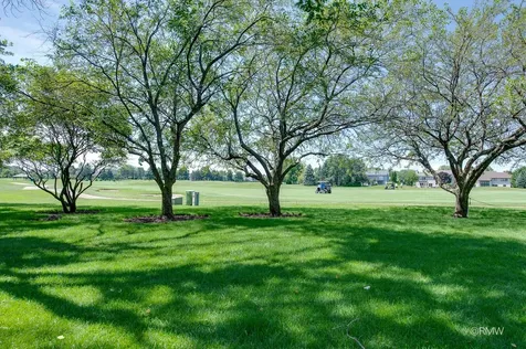 1137 St Andrews Court Algonquin IL 60102