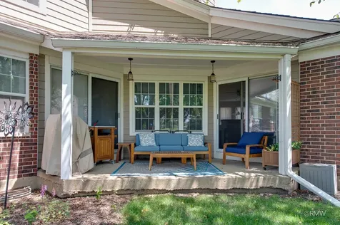1137 St Andrews Court Algonquin IL 60102