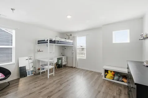1609 Emma Lane Hampshire IL 60140
