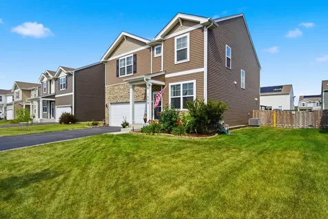 1609 Emma Lane Hampshire IL 60140
