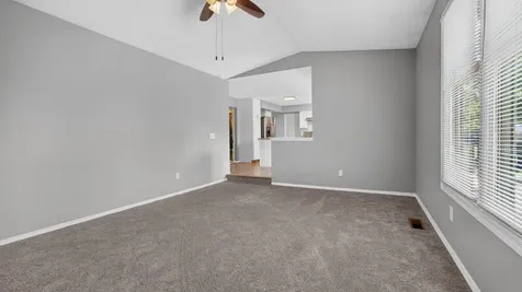 1014 Chicory Lane Bloomington IL 61704