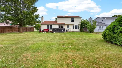 1014 Chicory Lane Bloomington IL 61704