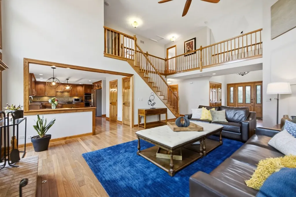 6183 Tyrnbury Drive Lisle IL 60532