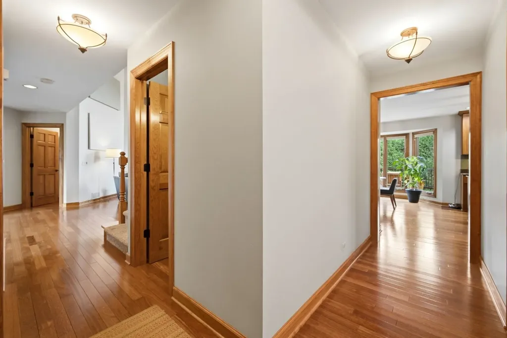 6183 Tyrnbury Drive Lisle IL 60532