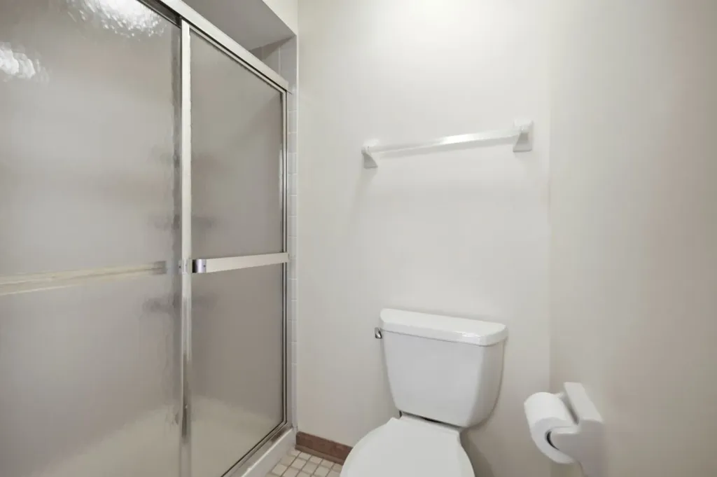 6183 Tyrnbury Drive Lisle IL 60532
