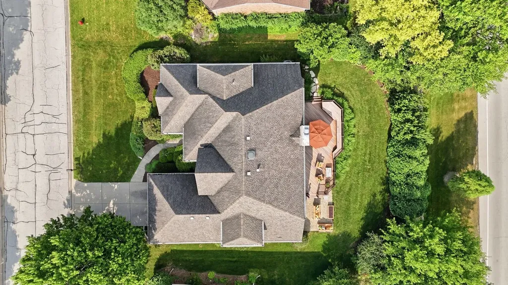6183 Tyrnbury Drive Lisle IL 60532
