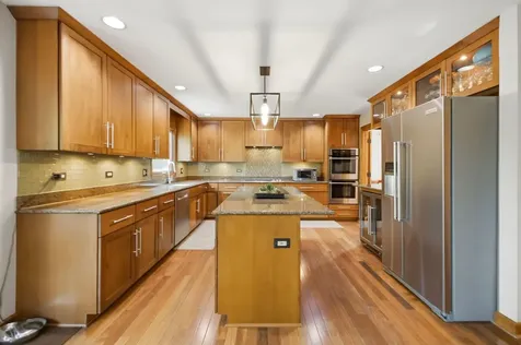 6183 Tyrnbury Drive Lisle IL 60532