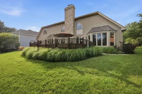 6183 Tyrnbury Drive Lisle IL 60532