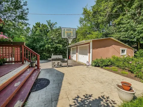 34179 North Hainesville Road Round Lake IL 60073