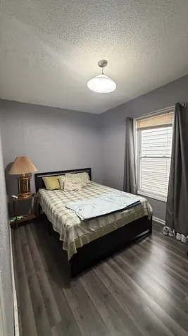 4647 West Warwick Avenue Chicago IL 60641