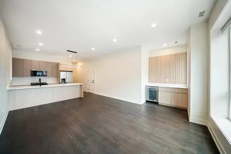412 East 50th Place Chicago IL 60615