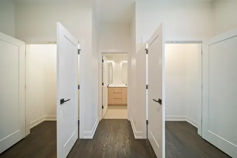 412 East 50th Place Chicago IL 60615