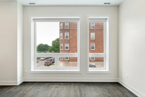 412 East 50th Place Chicago IL 60615
