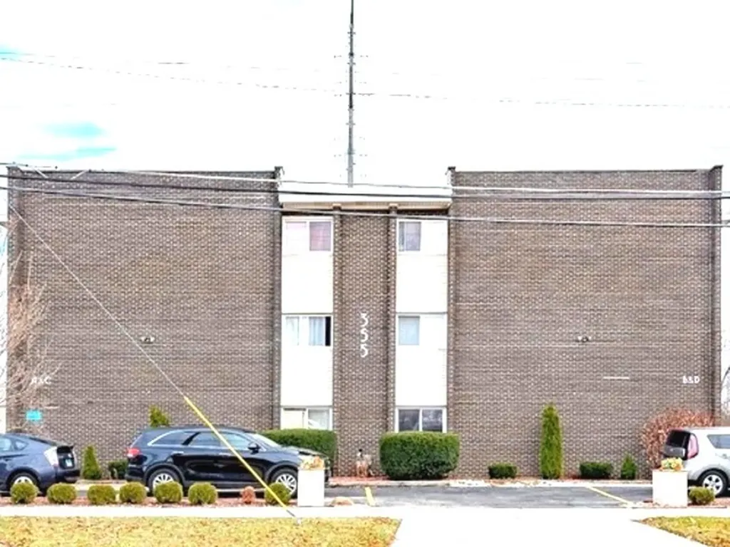 355 Bluff Avenue La Grange IL 60525