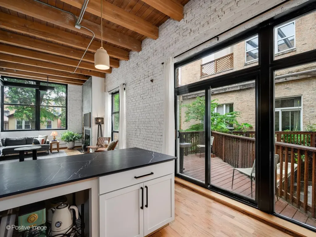 525 North Ada Street Chicago IL 60642