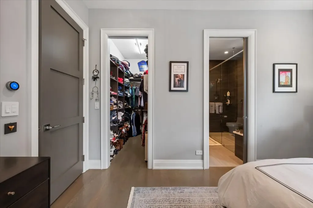 729 West Diversey Parkway Chicago IL 60614