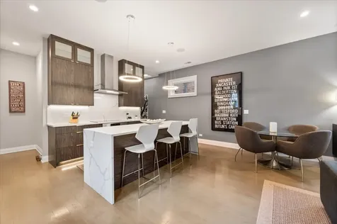 729 West Diversey Parkway Chicago IL 60614