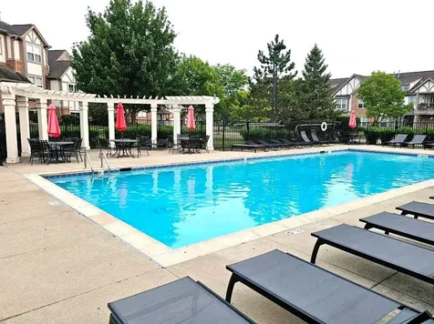 806 June Terrace Lake Zurich IL 60047