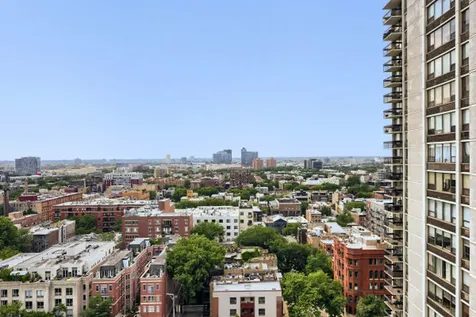 1455 North Sandburg Terrace Chicago IL 60610