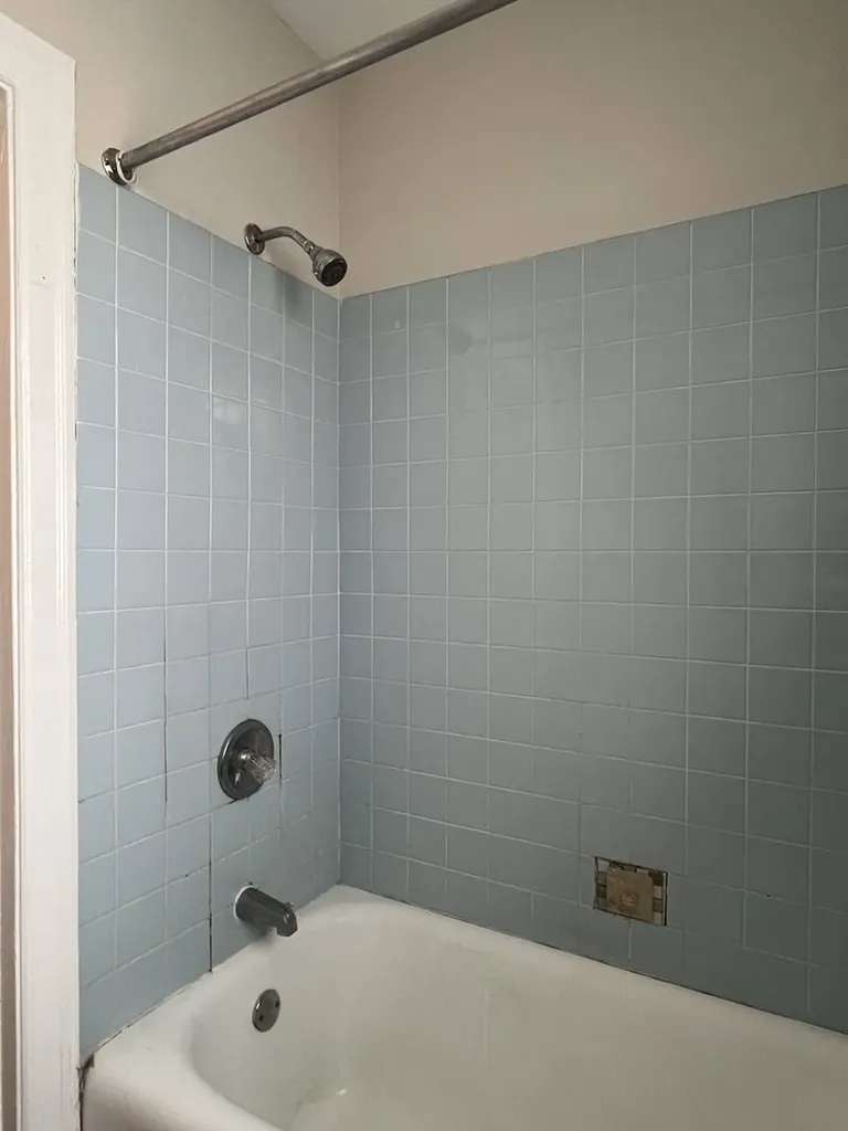 5135 South Kenwood Avenue Chicago IL 60615