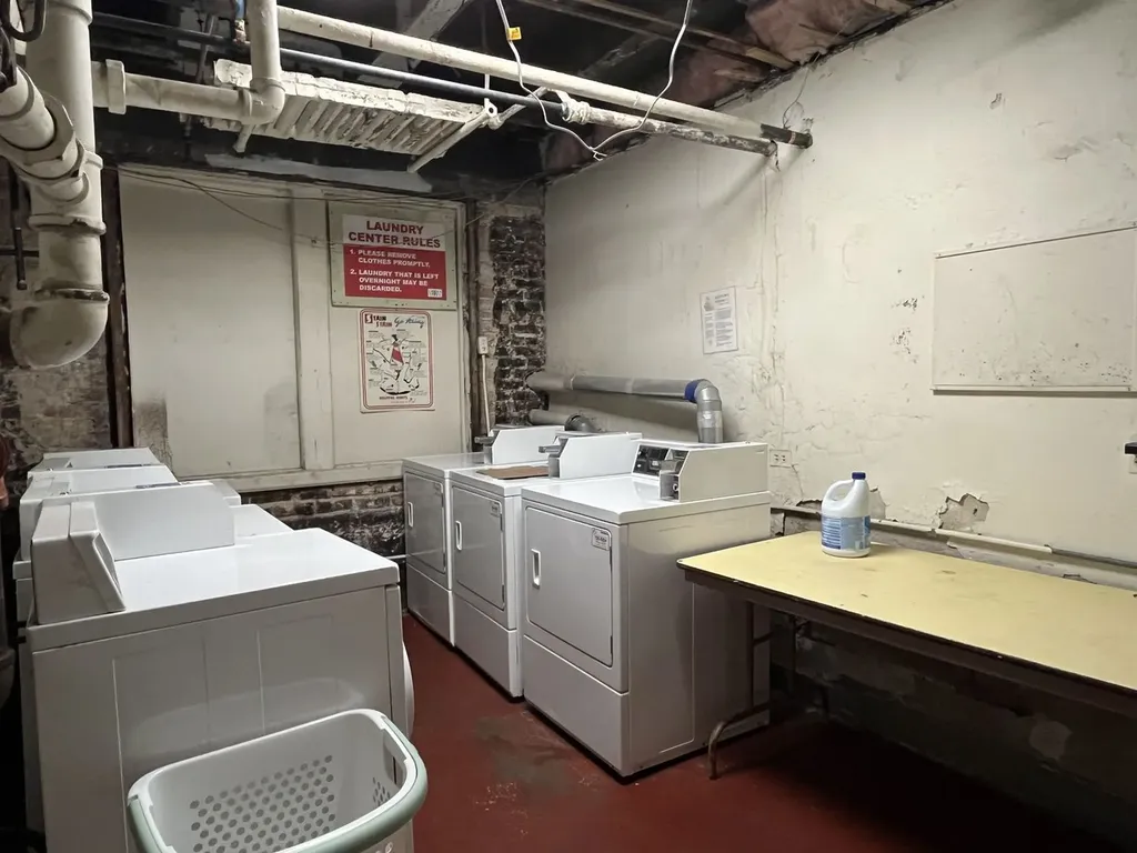 5135 South Kenwood Avenue Chicago IL 60615