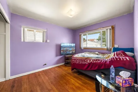 10842 Claridge Avenue Westchester IL 60154