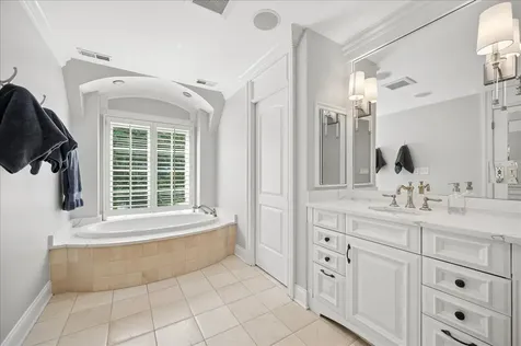 566 Willow Road Winnetka IL 60093