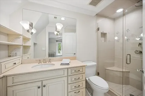 566 Willow Road Winnetka IL 60093