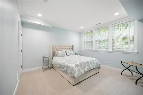 566 Willow Road Winnetka IL 60093