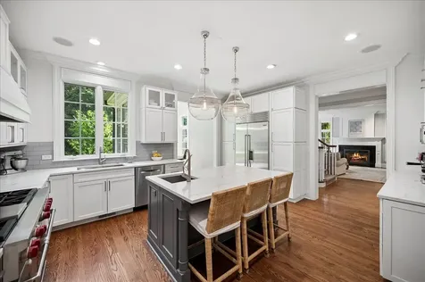 566 Willow Road Winnetka IL 60093