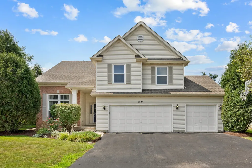 2519 Crestview Drive Aurora IL 60502